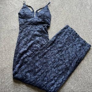 Emerald Sundae Long Blue Lace Detail Slit Dress Size S